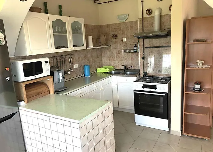 In 38980 בית נופש *